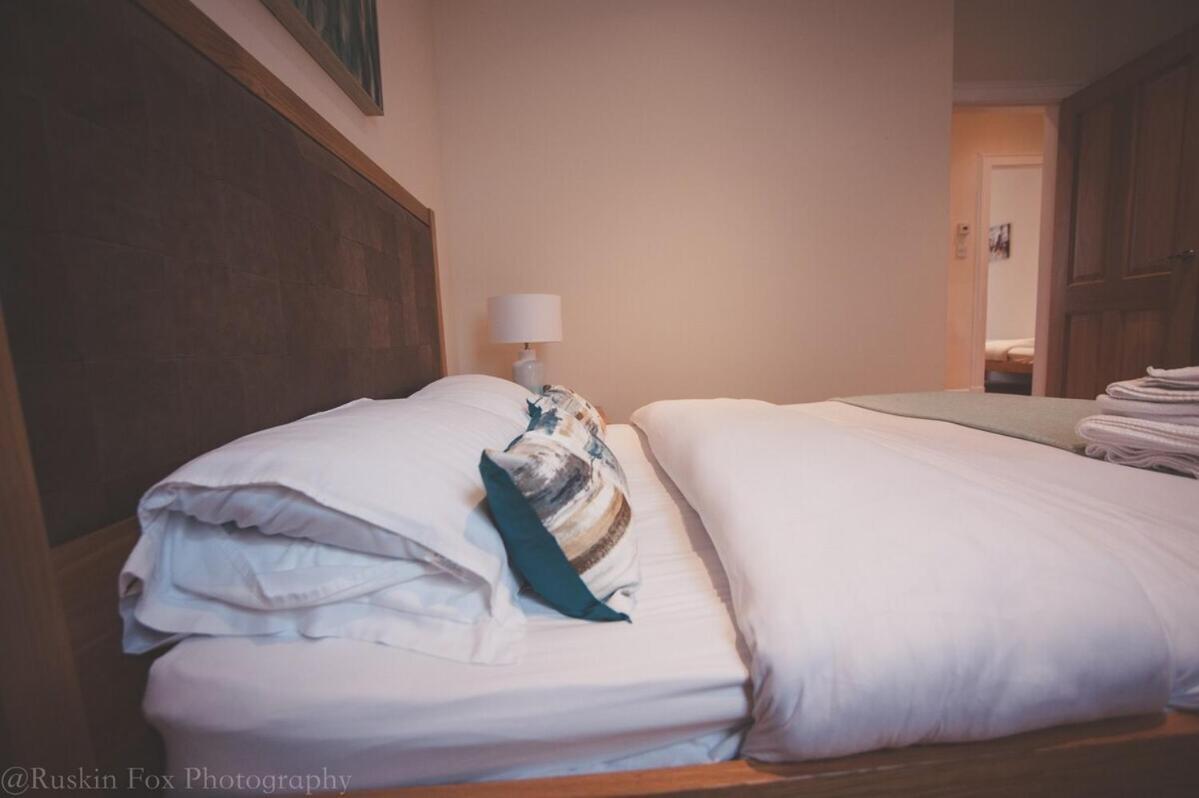 Apartment B Aberdeen Bagian luar foto
